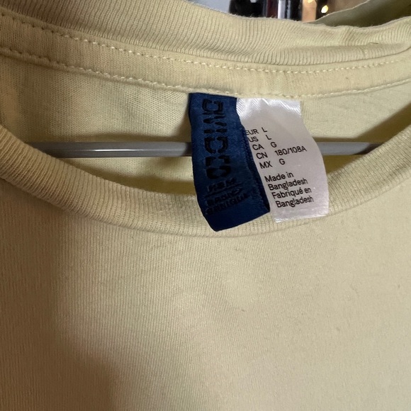 Pale yellow t-shirt - Picture 2 of 3